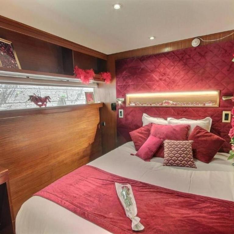 VIP Paris Yacht Hôtel & Spa - Suite avec Jacuzzi - 2