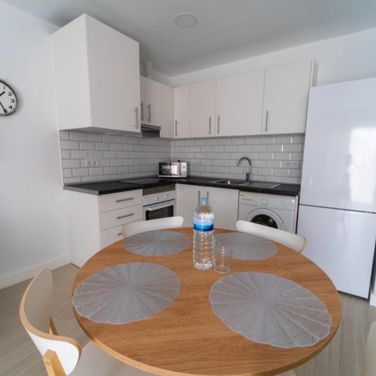 Comfortable Apartment Los Cristianos. Free Wifi. - Apartamento de 1 dormitorio - 7