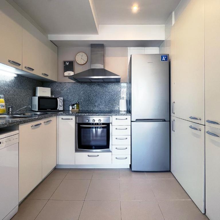 Stay U-nique Apartments Degà Bahí - Two-Bedroom Apartment - 4