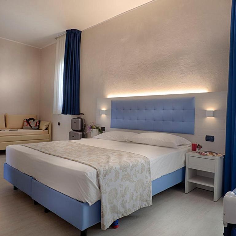 Hotel Rio Bellaria - Camera Familiare Ampia - 3