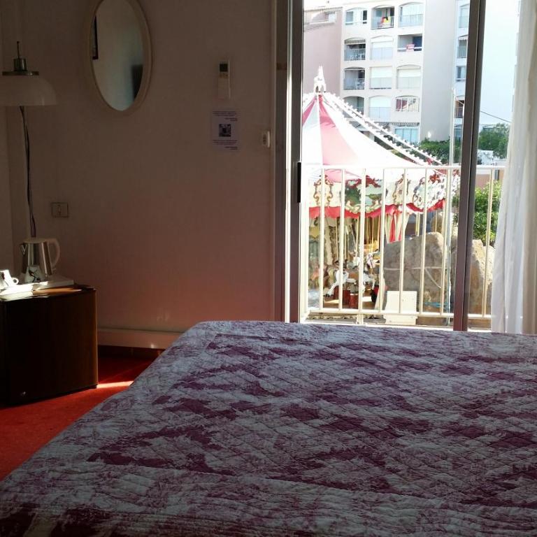 La Voile D' Or seul hôtel sur le port - Chambre Double ou Lits Jumeaux Standard - 1