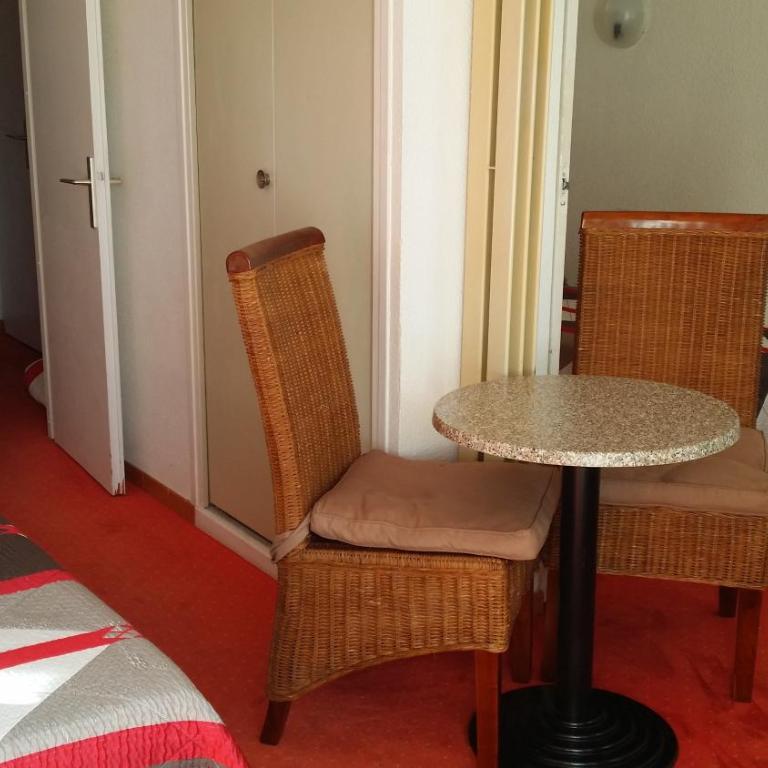 La Voile D' Or seul hôtel sur le port - Chambre Familiale avec Vue sur le Port - 4