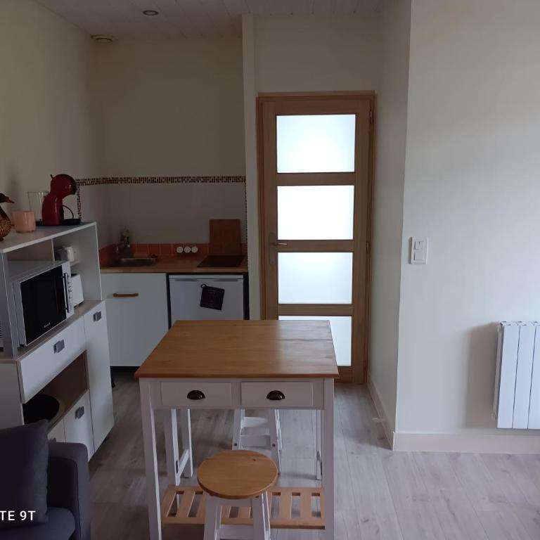 Un paradis de verdure en plein centre ville - Casa con 1 dormitorio - 11