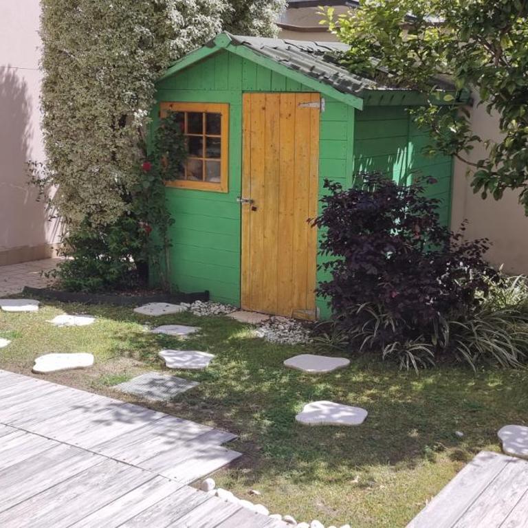 PIANO TERRA CON GIARDINO VICINO AL MARE - Appartamento con 2 Camere da Letto - 24