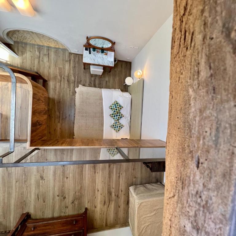 B&B Palazzo Bruchi - Camera Matrimoniale Deluxe (2 Adulti + 1 Bambino) - 10