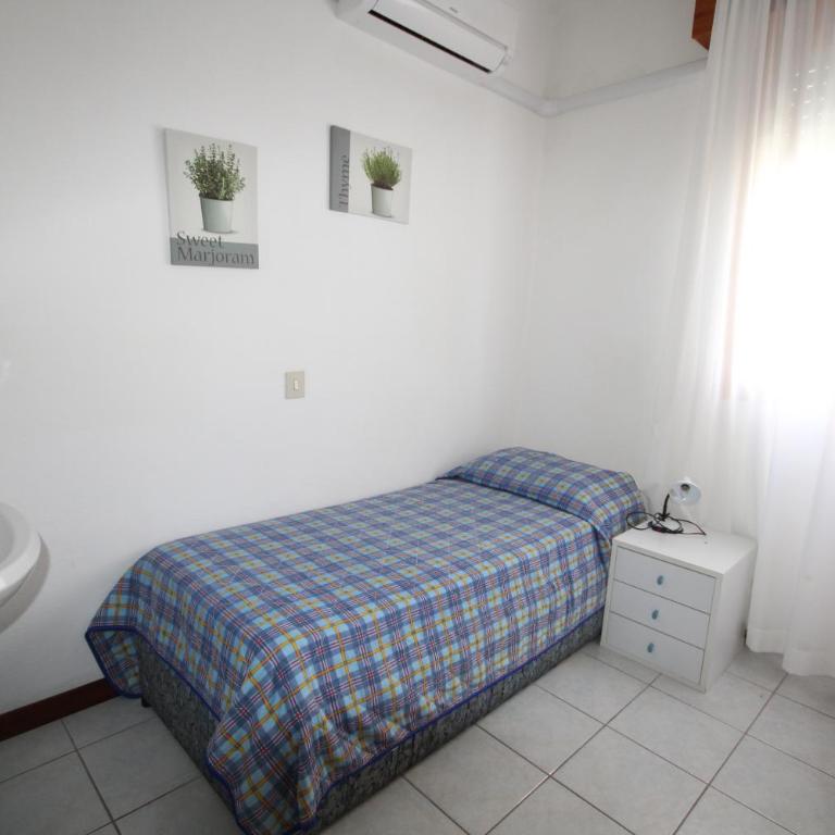 Hotel Zen - Due Camere Comunicanti con Letti Singoli - 1