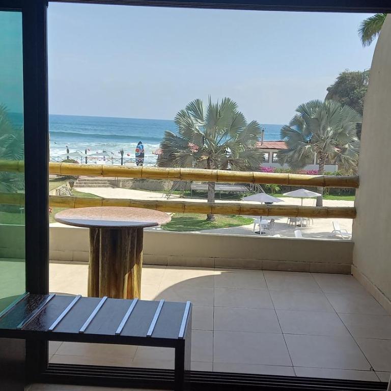 Howard Johnson by Wyndham Montañita - 1 Queen Bed, Superior Room, Ocean View, Non-Smoking - 1
