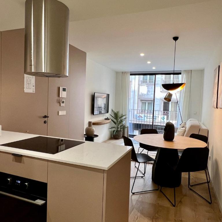Reyes Católicos Premium Homes - Two-Bedroom Apartment - 1