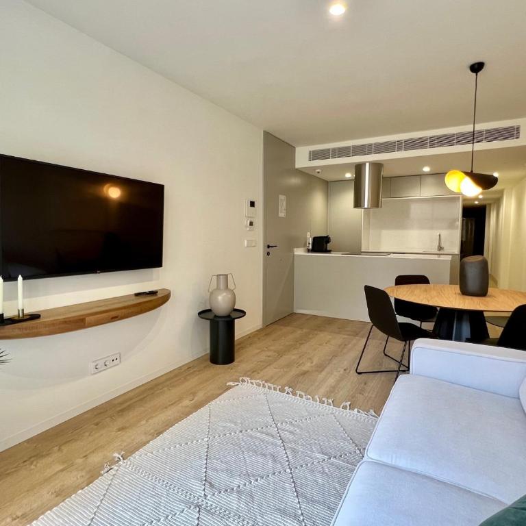 Reyes Católicos Premium Homes - Two-Bedroom Apartment - 6
