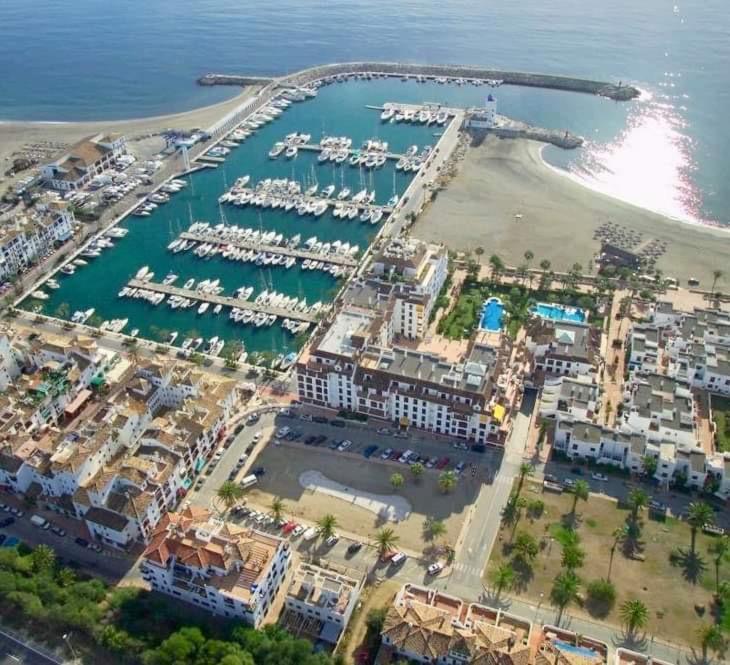 Duquesa Superb Seafront Apartment Marina Real - Apartamento de 1 dormitorio - 24