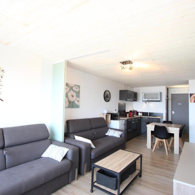 Studio moderne 4 personnes avec balcon et cuisine équipée à Chamrousse - FR-1-549-19 - Studio - 1
