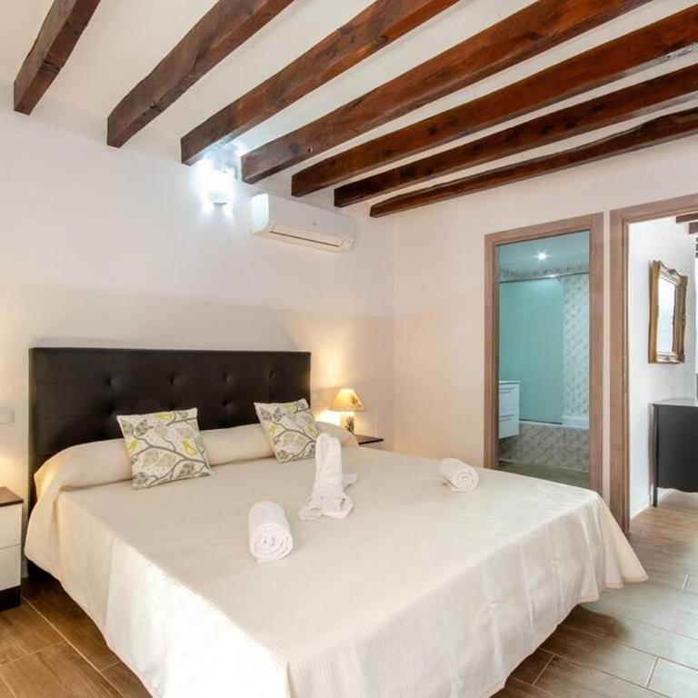 Superb house 200m from the center of Pollensa by Renthousing - Casa de 4 dormitorios - 40