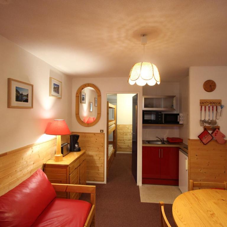 Appartement 30 m² avec balcon, à proximité des pistes et des commerces, animaux acceptés - FR-1-549-53 - Apartamento (4 adultos) - 2