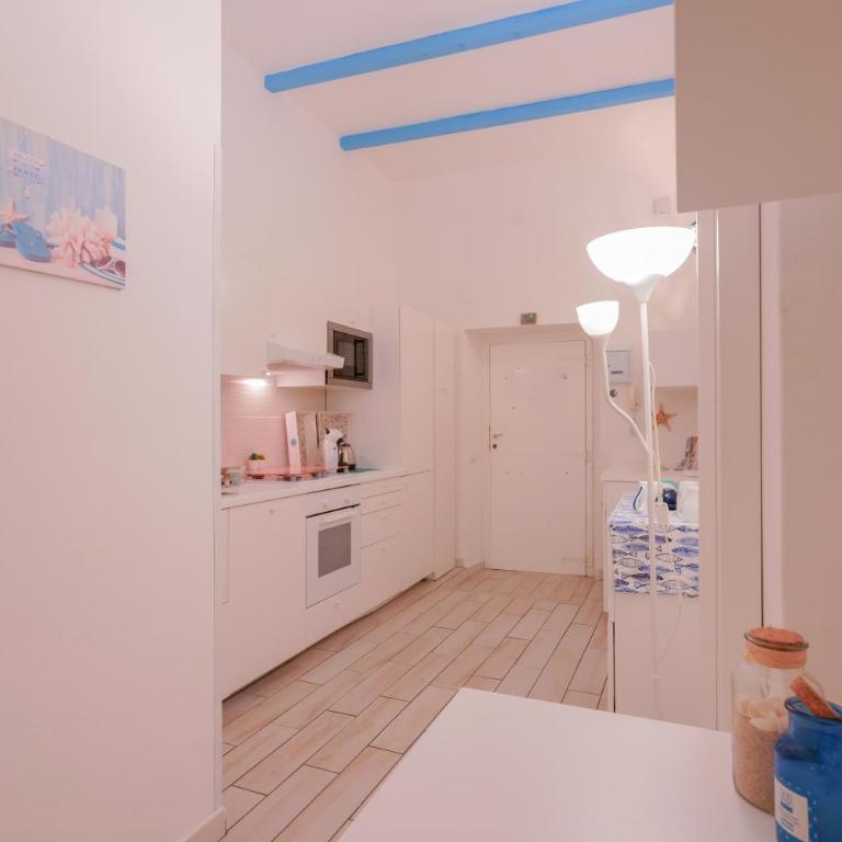 Approdo Rooms - Eja Sardinia - Deluxe Room (2 Adults + 1 Child) - 10
