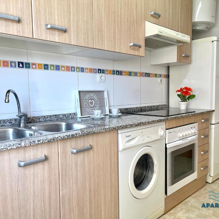 APARTBEACH NOVA PINEDA con PARKING Y CLIMA - Two-Bedroom Apartment - 8