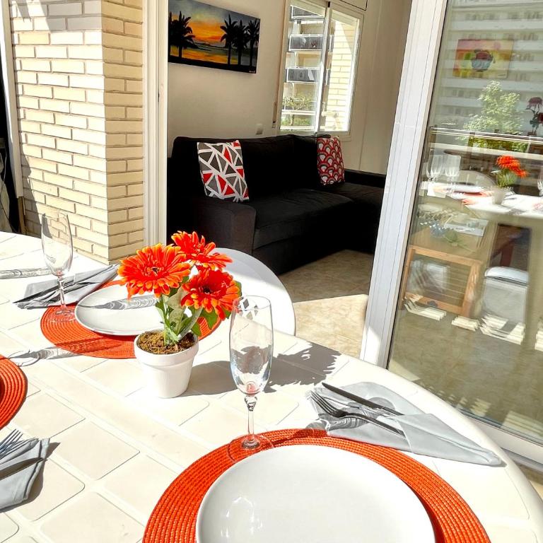 APARTBEACH NOVA PINEDA con PARKING Y CLIMA - Two-Bedroom Apartment - 10