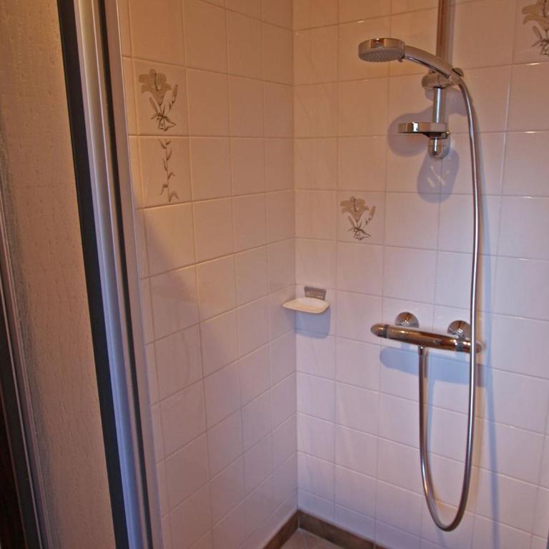 Gîte confortable à La Bresse, proche centre-ville, nature et activités - FR-1-589-97 - Maison de Vacances (4 Adultes) - 4