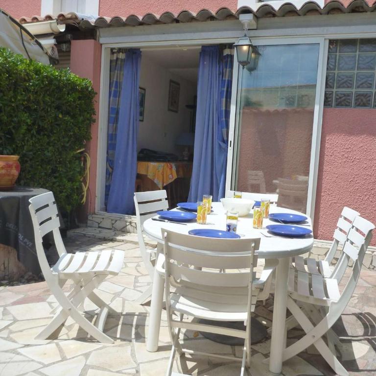 Maison avec Piscine, Tennis, Pétanque, Parking et Proche Plage - FR-1-387-171 - Maison de Vacances - 7