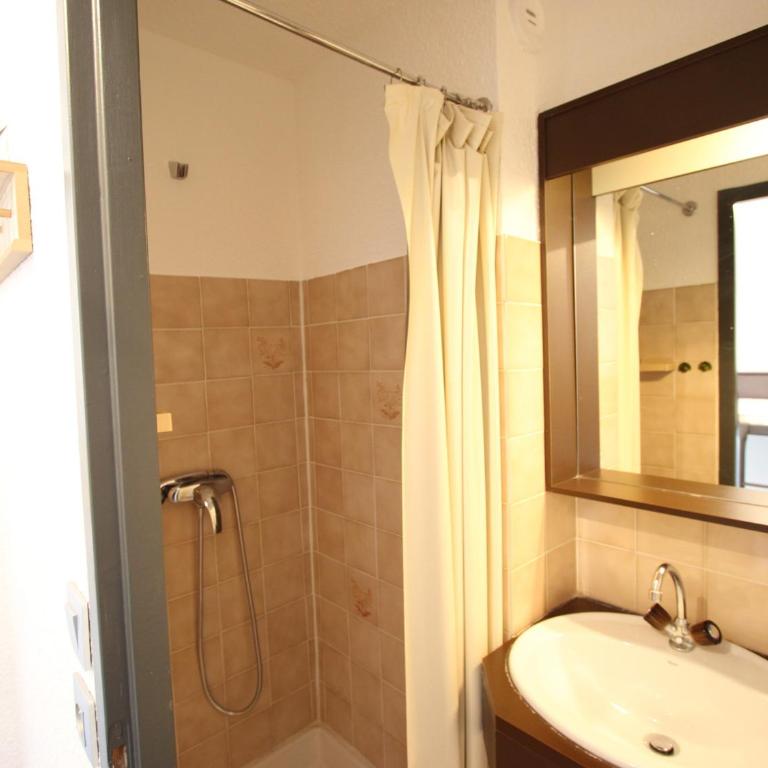 Studio rénové pour 4 avec canapé-lit, balcon et parking - FR-1-340-234 - Studio - 5