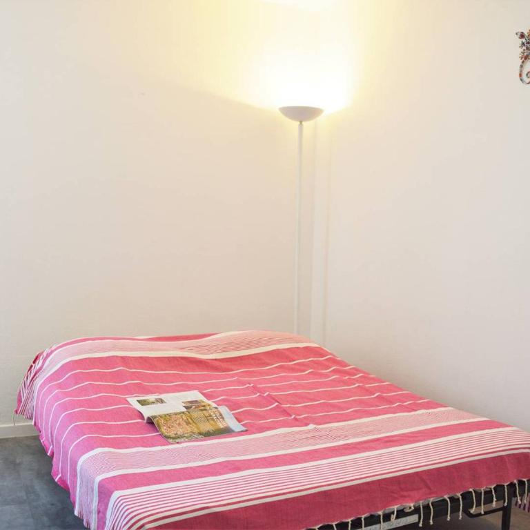 Appartement Climat. 4 pers. avec Parking Privatif au Lavandou, Proche Centre et Plage - FR-1-251-390 - Appartement (4 Adultes) - 2