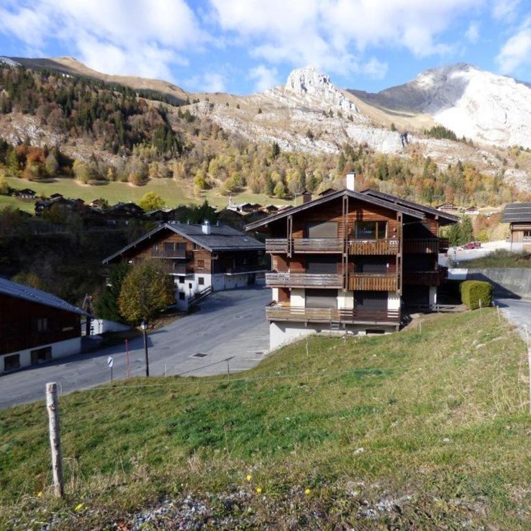 Appartement skis aux pieds, cosy 2 pièces, terrasse Sud/Est, 1er étage, idéal pour 4 personnes - FR-1-458-131 - Appartement (4 Adultes) - 4