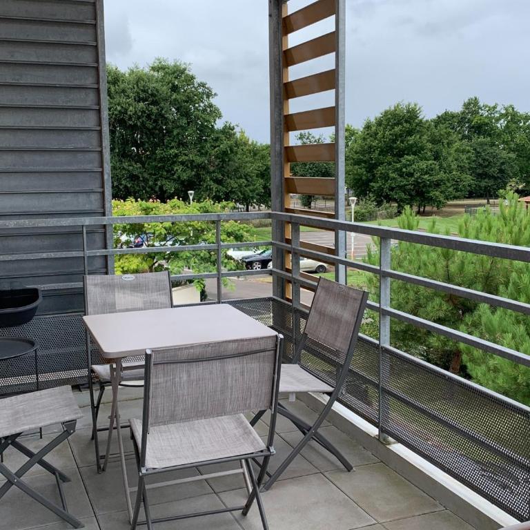 Appartement Moderne Centre-Ville Biscarrosse - Plage à Proximité - 4 Pers - WiFi et Parking Inclus - FR-1-319-443 - Apartamento (4 adultos) - 2