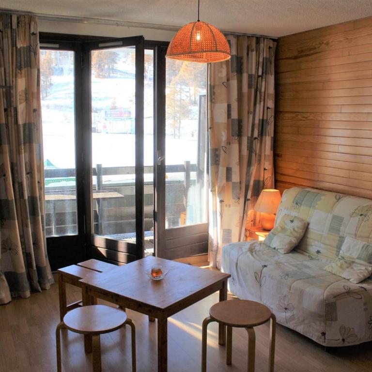 Charmant 2P, 5 couchages au pied des pistes, Risoul 1850 - Appartement 1 Chambre - 3