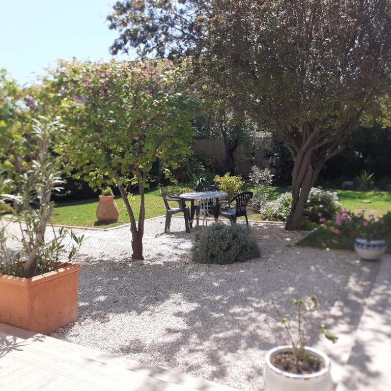 appartement rez de villa proche port et plages de Sanary - Apartamento de 3 dormitorios - 8