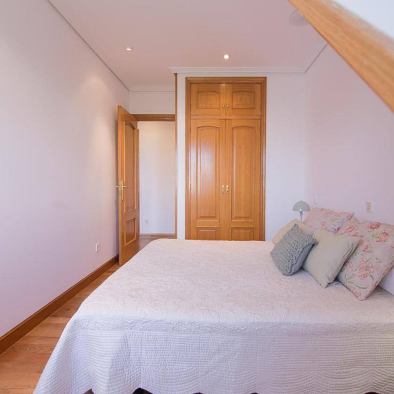 Desconectaengalicia Ático Vidal Rocha, terraza y vistas - Apartamento de 3 dormitorios - 8