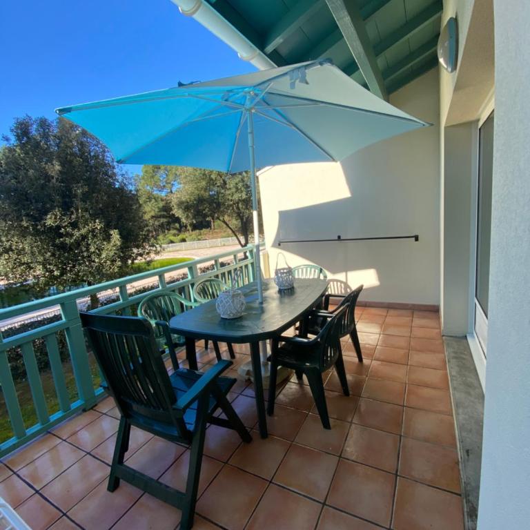 Appartement 3 pièces, 6 perso avec piscine chauffée en saison domaine du golf de Pinsolle - Appartement 2 Chambres - 1