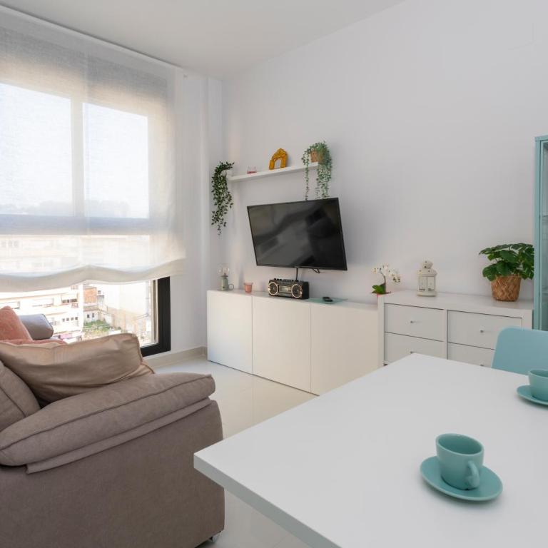 Becalp, estudio en el centro, by Bookindenia - Apartamento de 1 dormitorio - 1