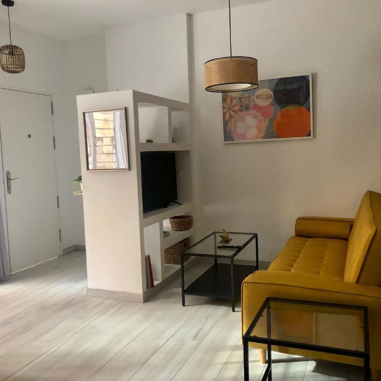 Holidays2Malaga Estudio Union recien reformado con WiFi gratuito - Apartamento Estudio - 6