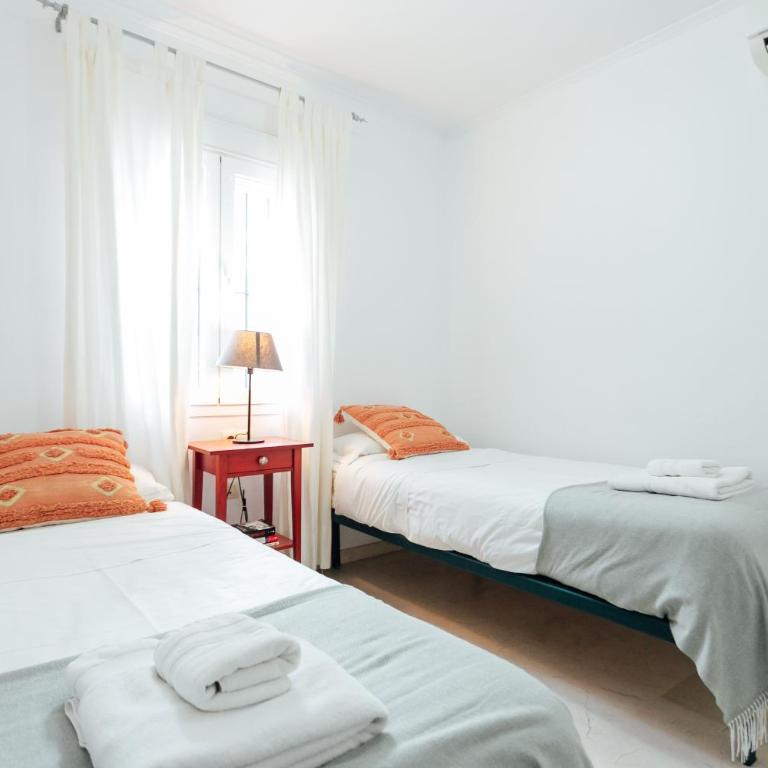 Alohamundi Sauceda - Three-Bedroom Apartment - 9