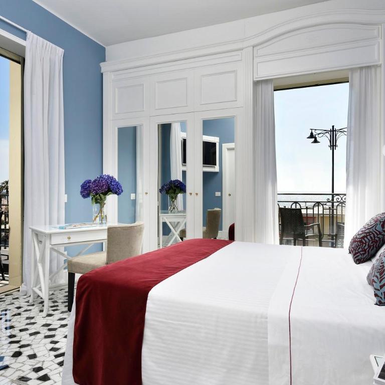 Hotel President - Camera Matrimoniale Panoramic con Balcone e Vista Mare - 5