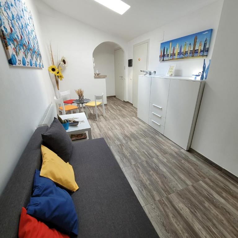 VILLA SONIA APARTMENT & ROOMS - Due Camere Matrimoniali Comunicanti con Bagno Privato Esterno - 30