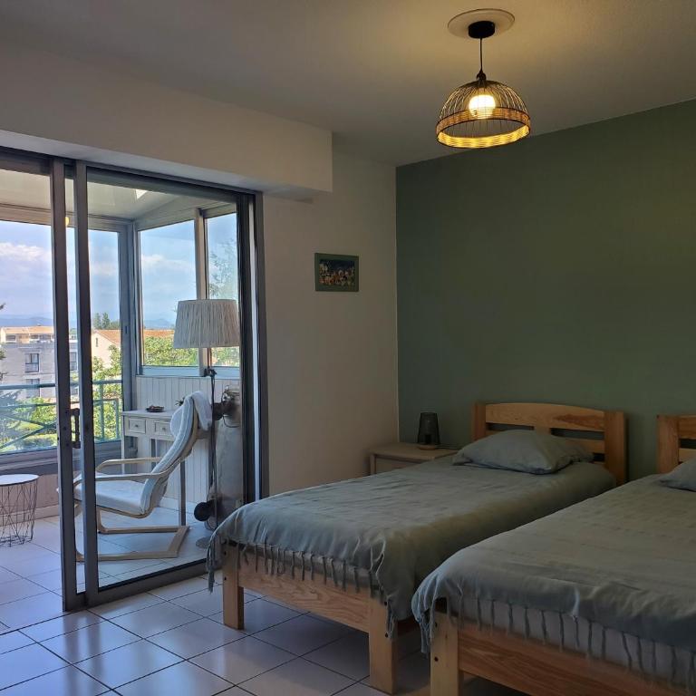 Port FREJUS 3 Pieces climatise 80m2 Proche de tout - Appartement 2 Chambres - 11