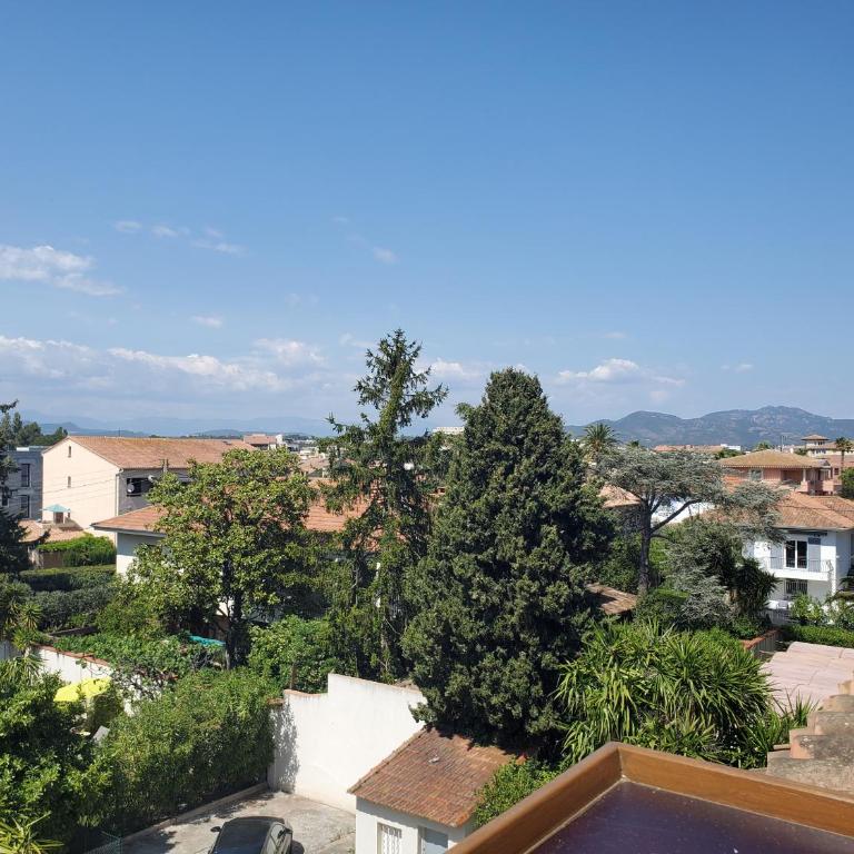 Port FREJUS 3 Pieces climatise 80m2 Proche de tout - Appartement 2 Chambres - 13