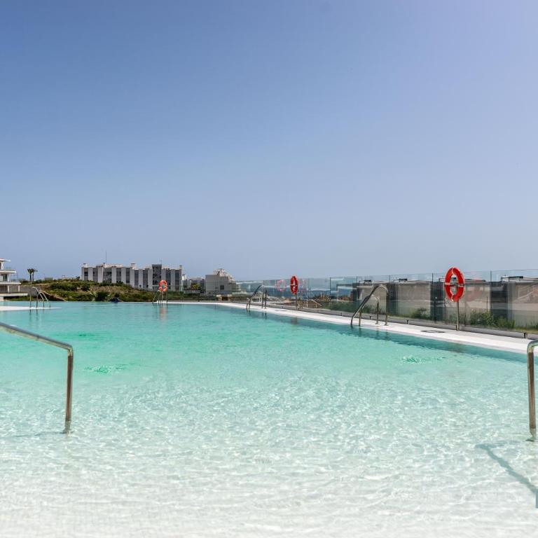 Newly Built 3-BDRM Luxury Apt w/ Stunning Sea Views - Apartamento de 3 dormitorios - 40