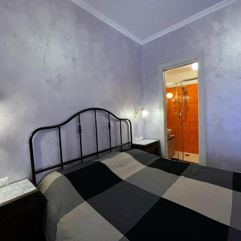 Iris Guest House - Camera Matrimoniale con Bagno Privato - 24