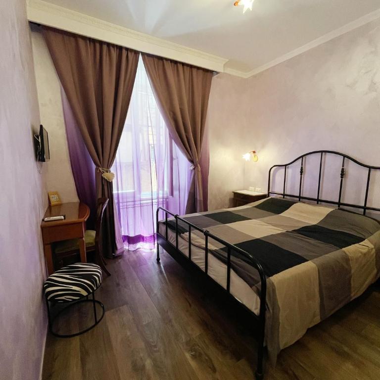 Iris Guest House - Camera Matrimoniale con Bagno Privato - 20