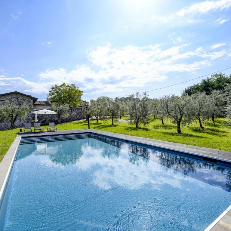 Casale Lucrezia by Garda FeWo - Villa con Piscina Privata - 2