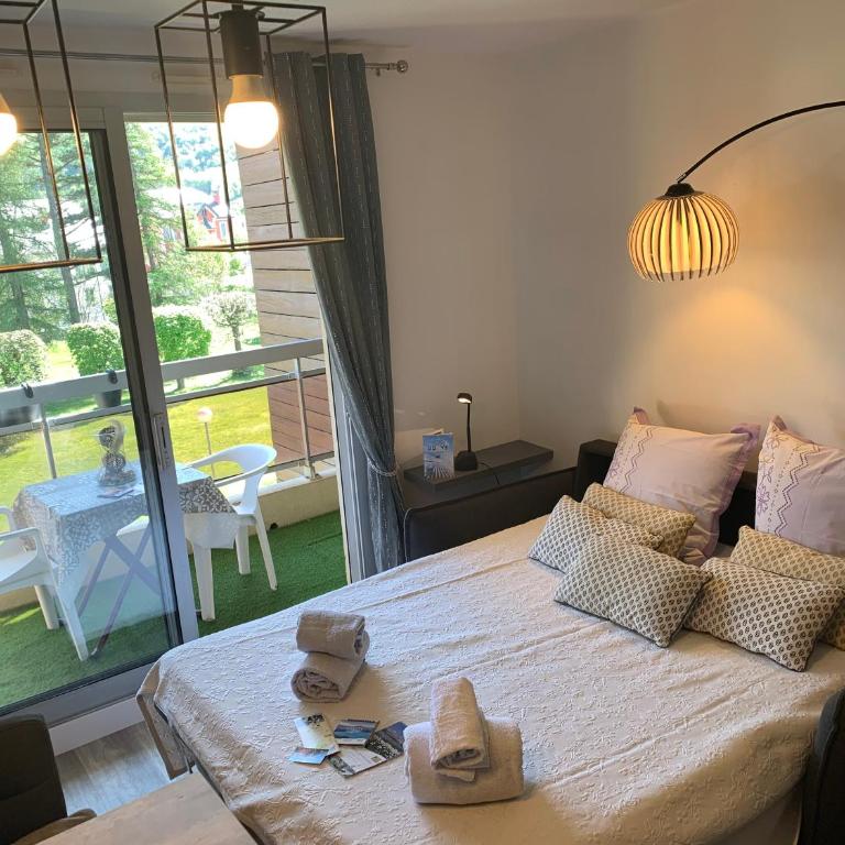 Studio les mélèzes vue montagne Barcelonnette - Apartment mit Balkon - 1