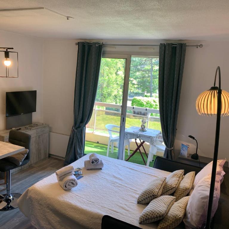 Studio les mélèzes vue montagne Barcelonnette - Apartment mit Balkon - 2
