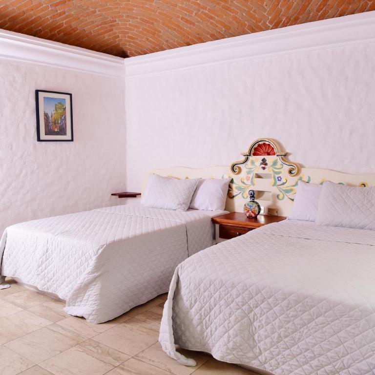 Hacienda San Patricio - Double Room with Two Double Beds - 8