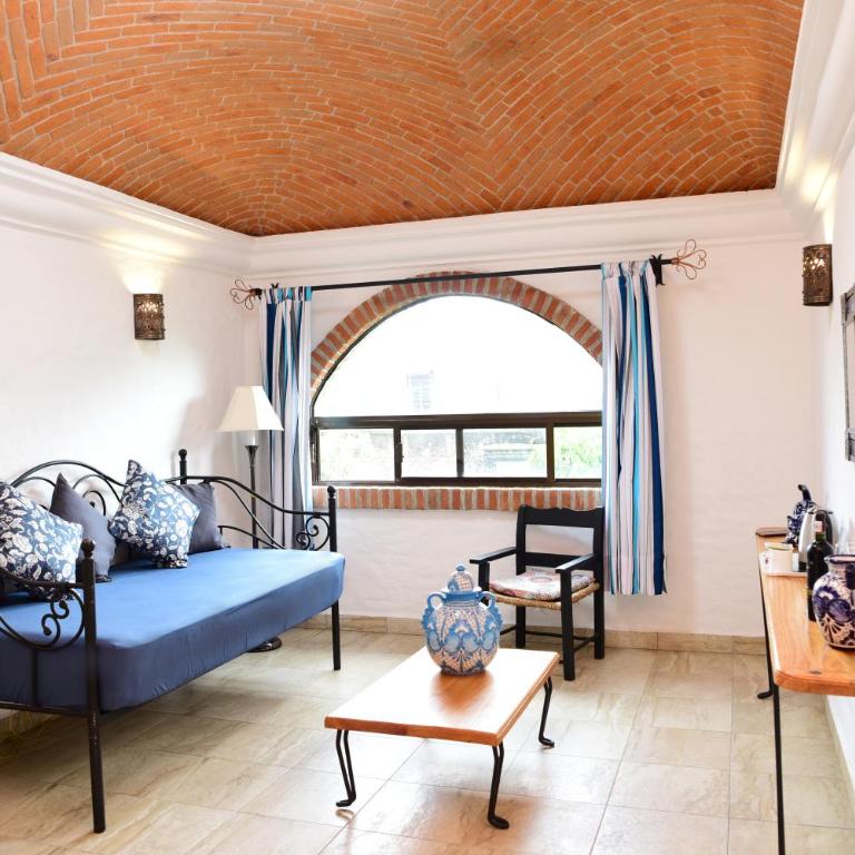 Hacienda San Patricio - Deluxe Triple Room - 10