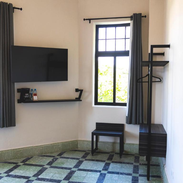 Hotel La Nacional By Kavia - Superior King Room - 7