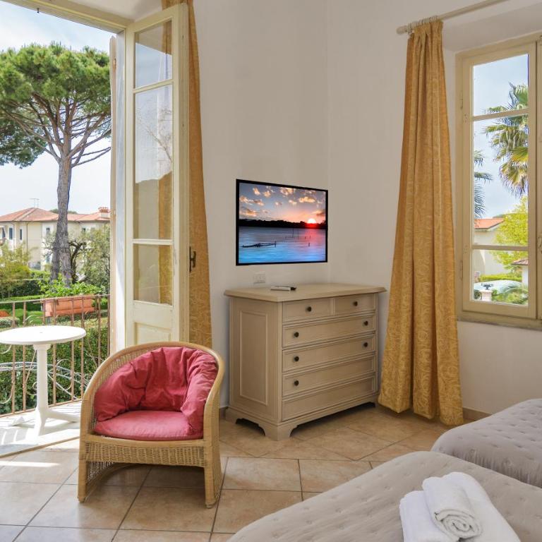 Hotel Ambra - Camera Matrimoniale/Doppia con Letti Singoli con Balcone - 8