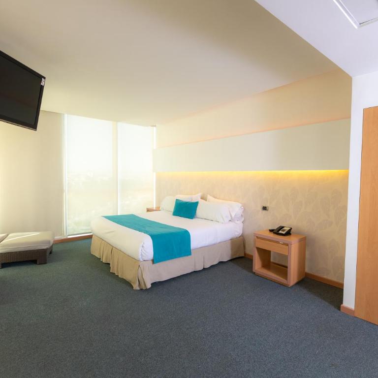 Hotel Enjoy San Antonio - Habitación Doble Executive - 5