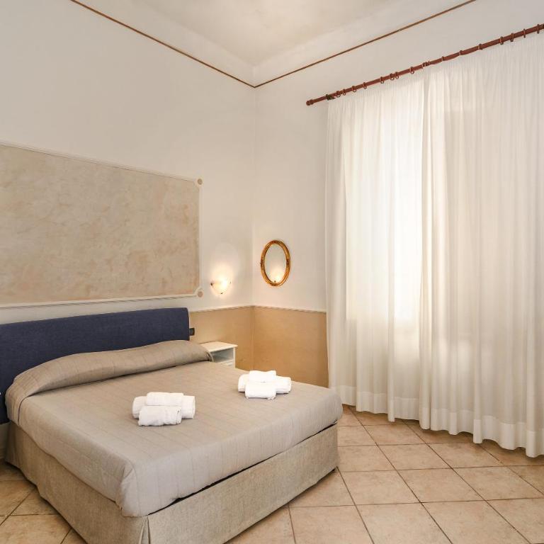 Hotel Ambra - Camera Tripla Basic - 8