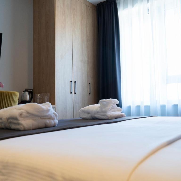 HA Hotel Mostar - Standard Triple Room - 1